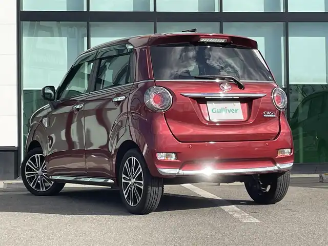 ダイハツ キャスト スタイル G ターボ SAⅡ 和歌山県 2017(平29)年 3.2万km ファイアークォーツレッドM 社外ディスプレイオーディオ/バックカメラ/フルセグTV/衝突軽減ブレーキ/横滑り防止機能/レーダー探知機/純正アルミホイール/ETC/ドライブレコーダー/アイドリングストップ/LEDヘッドライト/オートライト