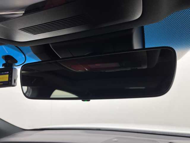 レクサス ＥＳ 300h Fスポーツ 群馬県 2022(令4)年 9.5万km ホワイトノーヴァガラスフレーク ムーンルーフ　純正ナビ　フルセグＴＶ　バックカメラ　ドラレコ　ビルトインＥＴＣ２．０　電動リアサンシェード　シートヒーター　シートベンチレーション　レザーシート　ＡＢＳ　ＬＴＡ　パドルシフト　禁煙車