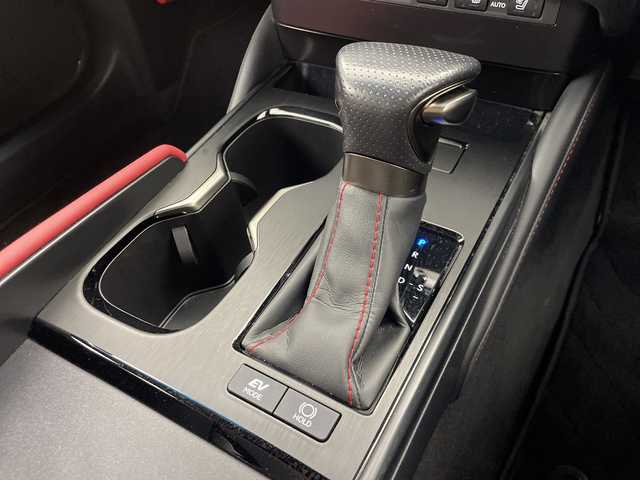 レクサス ＥＳ 300h Fスポーツ 群馬県 2022(令4)年 9.5万km ホワイトノーヴァガラスフレーク ムーンルーフ　純正ナビ　フルセグＴＶ　バックカメラ　ドラレコ　ビルトインＥＴＣ２．０　電動リアサンシェード　シートヒーター　シートベンチレーション　レザーシート　ＡＢＳ　ＬＴＡ　パドルシフト　禁煙車