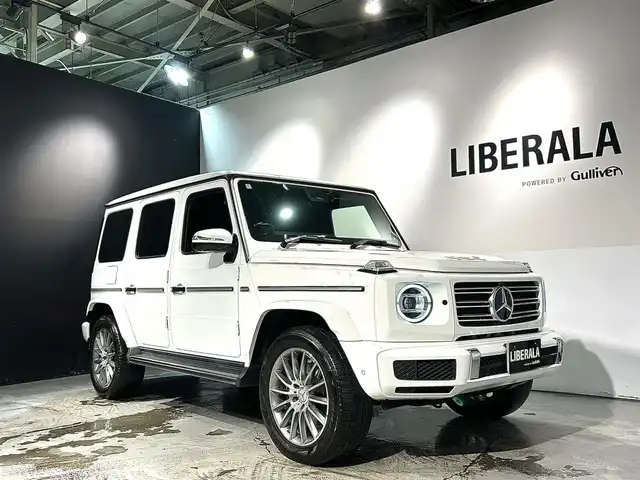 メルセデス・ベンツ ゲレンデヴァーゲン Ｇ４００ｄ AMGライン 道央・札幌 2022(令4)年 2.5万km ポーラホワイト ワンオーナー/AMGライン/・AMGスタイリングパッケージ/ラグジュアリーパッケージ/・ガラススライディングルーフ/・Burmesterサラウンドサウンド/アダプティブダンピングシステム/360°カメラシステム/トラフィックサインアシスト/リアクロストラフィックアラート/レーダーセーフティパッケージ/・アクティブディスタンスアシストディストロニック/・アクティブブレーキアシスト/・アクティブレーンキープアシスト/・ブラインドスポットアシスト/・PRE-SAFE/パークトロニック/マルチビームLEDヘッドライト/アダプティブハイビームアシストぷrス/アンビエントライト(64色)/純正ナビ12.3インチワイドディスプレイ/フルセグTVチューナー(TVキャンセラー付き)/AppleCarPlay/AndroidAuto/レザーシート/シートヒーター(全席)
