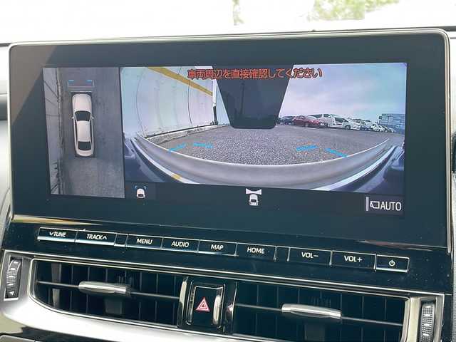 トヨタ クラウン ハイブリッド RS アドバンス 島根県 2021(令3)年 10.3万km プレシャスホワイトパール トヨタ セーフティ センス/・プリクラッシュセーフティ/・レーントレーシングアシスト/・レーンディパーチャーアラート/・ロードサインアシスト/・レーダークルーズコントロール/・オートマチックハイビーム/外部検査実施済み/Apple car play/Mira cast/純正メモリナビ/(DVD/フルセグTV/Bluetooth/USB/MSV)/アラウンドビューモニター/ビルトインETC2.0/前後ドライブレコーダー/レザーシート/前席パワーシート/前席シートヒーター/前席エアシート/デジタルインナーミラー/ブラインドスポットモニター/ヘッドアップディスプレイ/横滑り防止機能/純正18インチアルミホイール/スマートキー/LEDヘッドライト/パドルシフト/カーテンエアバック/リアクロストラフィックアラート/リヤカメラディクション/パーキングサポートブレーキ/TVキャンセラー/ステアリングヒーター/保証書/取扱説明書/スペアキー