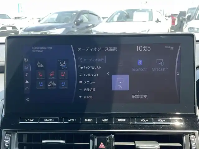 トヨタ クラウン ハイブリッド RS アドバンス 島根県 2021(令3)年 10.3万km プレシャスホワイトパール トヨタ セーフティ センス/・プリクラッシュセーフティ/・レーントレーシングアシスト/・レーンディパーチャーアラート/・ロードサインアシスト/・レーダークルーズコントロール/・オートマチックハイビーム/Apple car play/Mira cast/純正メモリナビ/CD/DVD/DTV/Bluetooth/パノラミックビューモニター/ビルトインETC2.0/前後ドライブレコーダー/レザーシート/前席パワーシート/前席シートヒーター/前席エアシート/デジタルインナーミラー/ブラインドスポットモニター/ヘッドアップディスプレイ/横滑り防止機能/純正18インチアルミホイール/スマートキー/LEDヘッドライト/パドルシフト/カーテンエアバック/リアクロストラフィックアラート/リヤカメラディクション/パーキングサポートブレーキ/TVキャンセラー/ステアリングヒーター/保証書/取扱説明書/スペアキー