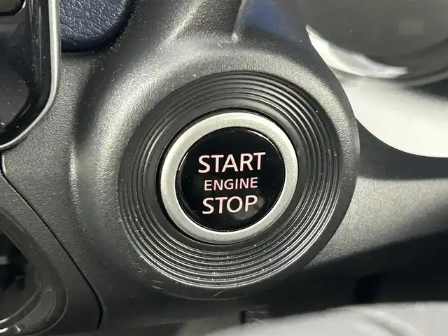 日産 デイズ ハイウェイスターX 福岡県 2021(令3)年 0.9万km スパークリングレッドM 純正９型ナビ（ＢＴ，フルセグＴＶ）　/全方位カメラ　/前後ドライブレコーダー　/コーナーセンサー　/エマージェンシーブレーキ　/レーンキープ　/先行車発進お知らせ　/純正１４インチアルミホイール　/ＬＥＤヘッドライト