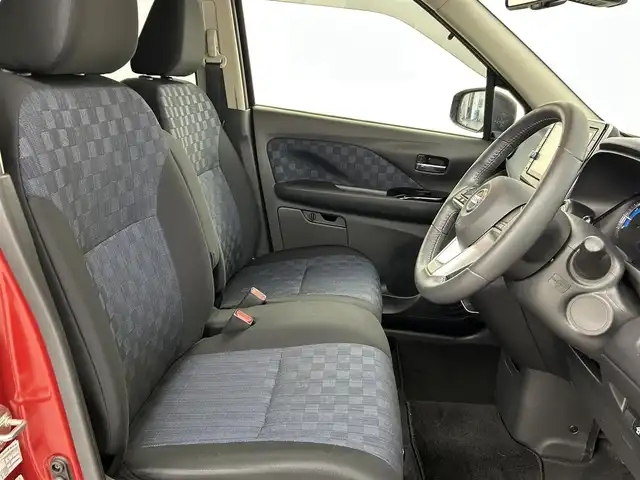 日産 デイズ ハイウェイスターX 福岡県 2021(令3)年 0.9万km スパークリングレッドM 純正９型ナビ（ＢＴ，フルセグＴＶ）　/全方位カメラ　/前後ドライブレコーダー　/コーナーセンサー　/エマージェンシーブレーキ　/レーンキープ　/先行車発進お知らせ　/純正１４インチアルミホイール　/ＬＥＤヘッドライト