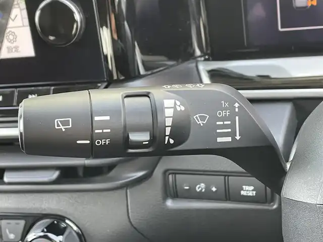 日産 ノート オーテック FOUR 道央・札幌 2021(令3)年 5万km ピュアホワイトパール ・４WD/・衝突軽減ブレーキ/・プロパイロット/・純正ディスプレイオーディオ/　BT＆USB＆HDMI＆TV/・全方位カメラ/・バックカメラ/・シートヒーター/・ステアリングヒーター/・ブラインドスポットモニター/・置くだけ充電/・ビルトインETC/・オートエアコン/・オートライト/・オートリトラミラー/・社外レーダー/・前方ドライブレコーダー/・プッシュスタート/・スマートキー/・デジタルインナーミラー/・純正フロアマット/・ドアバイザー/・ウィンカーミラー/・フォグライト/・スペアキー