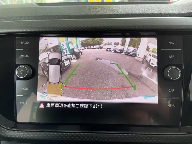 フォルクスワーゲン Ｔ－クロス TSI 1st 東京都 2020(令2)年 2万km ライトブルー 純正SDナビ（Discovery Media）/・Bluetoothオーディオ/USBオーディオ/オールインセーフティ/・アダプティブクルーズコントロール/・バックカメラ/・ブラインドスポットディテクション/・駐車支援システム/・コーナーセンサー（前後）/フルデジタルメーター/スマートフォンワイヤレスチャージング/取扱説明書/保証書/スペアキー1本