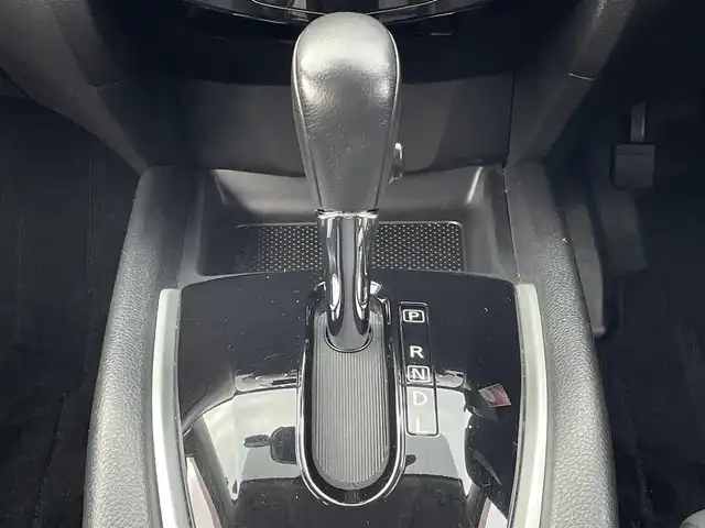 日産 エクストレイル 20X エマージェンシーブレーキ 島根県 2015(平27)年 9.9万km ダイヤモンドブラック エマージェンシーブレーキ/社外ナビ/CD/DVD/DTV/Bluetooth/バックカメラ/カプロンシート/シートヒーター /社外AW付きスタッドレス積込/コーナーセンサー /純正フロアマット/純正ドアバイザー/スマートキー/プッシュスタート /ドライブレコーダー/ビルトインETC/LEDオートライト/電動格納ミラー