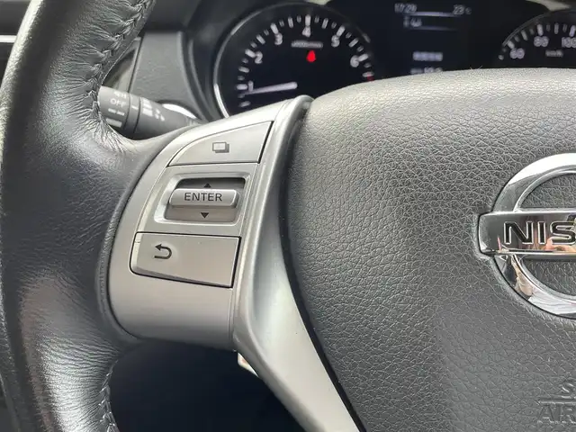 日産 エクストレイル 20X エマージェンシーブレーキ 島根県 2015(平27)年 9.9万km ダイヤモンドブラック エマージェンシーブレーキ/社外ナビ/CD/DVD/DTV/Bluetooth/バックカメラ/カプロンシート/シートヒーター /社外AW付きスタッドレス積込/コーナーセンサー /純正フロアマット/純正ドアバイザー/スマートキー/プッシュスタート /ドライブレコーダー/ビルトインETC/LEDオートライト/電動格納ミラー