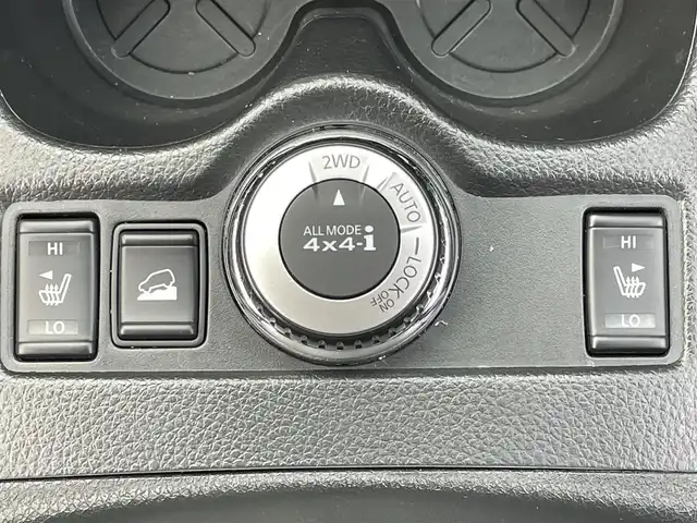 日産 エクストレイル 20X エマージェンシーブレーキ 島根県 2015(平27)年 9.9万km ダイヤモンドブラック エマージェンシーブレーキ/社外ナビ/CD/DVD/DTV/Bluetooth/バックカメラ/カプロンシート/シートヒーター /社外AW付きスタッドレス積込/コーナーセンサー /純正フロアマット/純正ドアバイザー/スマートキー/プッシュスタート /ドライブレコーダー/ビルトインETC/LEDオートライト/電動格納ミラー