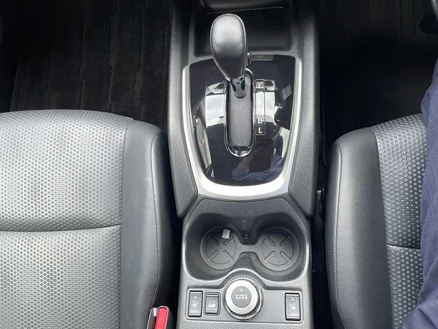 日産 エクストレイル 20X エマージェンシーブレーキ 道央・札幌 2015(平27)年 9.9万km ダイヤモンドブラック エマージェンシーブレーキ/社外ナビ/CD/DVD/DTV/Bluetooth/バックカメラ/カプロンシート/シートヒーター /社外AW付きスタッドレス積込/コーナーセンサー /純正フロアマット/純正ドアバイザー/スマートキー/プッシュスタート /ドライブレコーダー/ビルトインETC/LEDオートライト/電動格納ミラー
