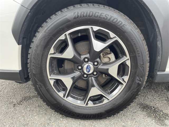 スバル ＸＶ ハイブリッド 2．0e－S アイサイト 神奈川県 2020(令2)年 5万km クリスタルホワイトP ワンオーナー/AWD/純正メモリーナビ/　○フルセグTV/　○BT/AM/FM/SD/バック＆サイドカメラ/ツーリングアシスト/　○全車速追従機能付クルーズコントロール/　○車線中央維持＆先行車追従操舵機能/レーンキープアシスト/車線逸脱警報/ふらつき警報/先行車発進お知らせ/後退時ブレーキアシスト/誤発進誤後進抑制制御/前席パワーシート（運転席メモリ付）/革巻きステアリング/パドルシフト/スマートキー　2本/プッシュスタート/ETC/LEDヘッドライト/フォグランプ/バックセンサー/純正フロアマット/保証書/取扱説明書