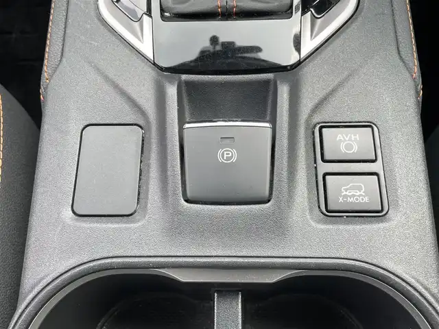 スバル ＸＶ ハイブリッド 2．0e－S アイサイト 青森県 2020(令2)年 5万km クリスタルホワイトP ワンオーナー/AWD/純正メモリーナビ/　○フルセグTV/　○BT/AM/FM/SD/バック＆サイドカメラ/ツーリングアシスト/　○全車速追従機能付クルーズコントロール/　○車線中央維持＆先行車追従操舵機能/レーンキープアシスト/車線逸脱警報/ふらつき警報/先行車発進お知らせ/後退時ブレーキアシスト/誤発進誤後進抑制制御/前席パワーシート（運転席メモリ付）/革巻きステアリング/パドルシフト/スマートキー　2本/プッシュスタート/ETC/LEDヘッドライト/フォグランプ/バックセンサー/純正フロアマット/保証書/取扱説明書