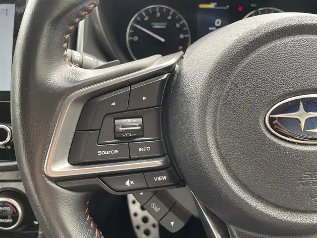 スバル ＸＶ ハイブリッド 2．0e－S アイサイト 青森県 2020(令2)年 5万km クリスタルホワイトP ワンオーナー/AWD/純正メモリーナビ/　○フルセグTV/　○BT/AM/FM/SD/バック＆サイドカメラ/ツーリングアシスト/　○全車速追従機能付クルーズコントロール/　○車線中央維持＆先行車追従操舵機能/レーンキープアシスト/車線逸脱警報/ふらつき警報/先行車発進お知らせ/後退時ブレーキアシスト/誤発進誤後進抑制制御/前席パワーシート（運転席メモリ付）/革巻きステアリング/パドルシフト/スマートキー　2本/プッシュスタート/ETC/LEDヘッドライト/フォグランプ/バックセンサー/純正フロアマット/保証書/取扱説明書