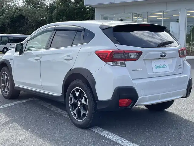 スバル ＸＶ ハイブリッド 2．0e－S アイサイト 青森県 2020(令2)年 5万km クリスタルホワイトP ワンオーナー/AWD/純正メモリーナビ/　○フルセグTV/　○BT/AM/FM/SD/バック＆サイドカメラ/ツーリングアシスト/　○全車速追従機能付クルーズコントロール/　○車線中央維持＆先行車追従操舵機能/レーンキープアシスト/車線逸脱警報/ふらつき警報/先行車発進お知らせ/後退時ブレーキアシスト/誤発進誤後進抑制制御/前席パワーシート（運転席メモリ付）/革巻きステアリング/パドルシフト/スマートキー　2本/プッシュスタート/ETC/LEDヘッドライト/フォグランプ/バックセンサー/純正フロアマット/保証書/取扱説明書