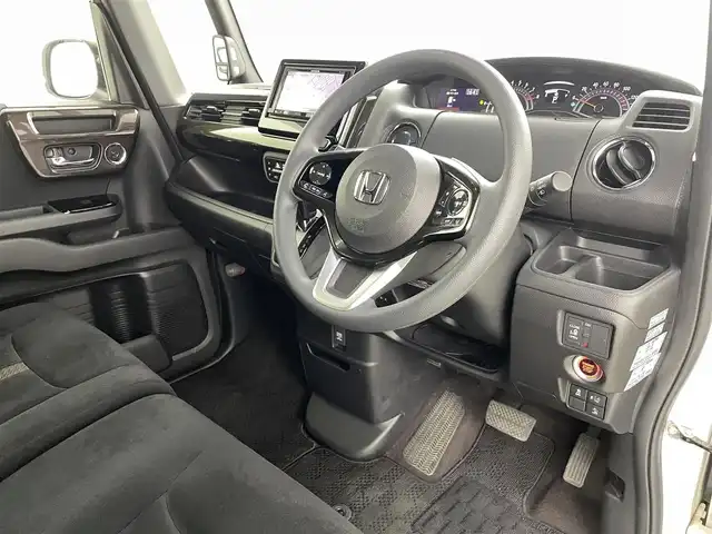 ホンダ Ｎ ＢＯＸ カスタム G L ホンダセンシング 福島県 2018(平30)年 6.2万km プレミアムホワイトパールⅡ 4WD/ホンダセンシング/・衝突被害軽減ブレーキ/・誤発進抑制/・車線維持支援システム/・アダプティブクルーズコントロール/・オートハイビーム/・前後コーナーセンサー/メモリナビ/型番：AVIC-RZ700/・AM/FM/CD/DVD/BT/フルセグTV/・バックカメラ/・ETC/パワースライドドア/プッシュスタート/・スマートキー/・スペアキー/チップアップ＆ダイブダウン機構付スライドリアシート/・シートヒーター/LEDヘッドライト/・オートライト/・フォグランプ/ヒーテッドドアミラー/アイドリングストップ