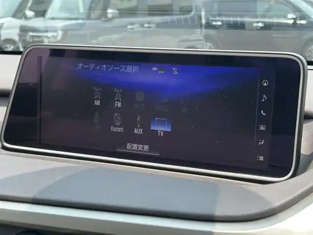 レクサス ＲＸ 200t バージョンL 愛媛県 2017(平29)年 5.3万km ソニッククォーツ 禁煙車/登録時走行距離：52902 /ETC/純正ドライブレコーダー/クルーズコントロール/ヘッドアップディスプレイ/ブラインドスポットモニター/メーカーオプション純正ナビ/BT/フルセグ/CD・DVD/Blu-ray/AM・FM/シートヒーター・クーラー/電動リアゲート/ステアリングヒーター/LEDヘッドライト /バックカメラ /本革シート