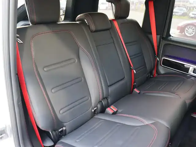 メルセデス・ベンツ ゲレンデヴァーゲン Ｇ４００ｄ AMGライン 宮城県 2022(令4)年 3.2万km 白 ラグジュアリーパッケージ/純正ナビ【ＢＴ／フルセグＴＶ／ＳＤ】/アダプティブダンピングシステム　/サンルーフ　/アダプティブクルーズコントロール　/Ｂｕｒｍｅｓｔｅｒサウンド　/３６０°カメラ　/本革黒シート　/パドルシフト/アクティブブレーキアシスト/ブラインドスポットアシスト/レーンキーピングアシスト/純正２０インチＡＷ　/アンビエントライト　/全席シートヒーター/前席メモリー付きパワーシート/ドライブレコーダー/センターデフロック/前後コーナーセンサー/純正フロアマット/電動格納ミラー/ETC2.0/キーレスゴー/禁煙車/OPボディーカラー：885　オパリスホワイト