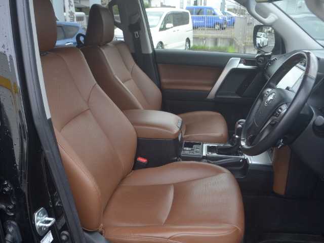 トヨタ ランドクルーザー プラド TX-L 70thアニバーサリーLTD 宮城県 2022(令4)年 5.8万km ブラック /　1オーナー/　ALPINE9型ナビ(ビッグX)/　フルセグTV/　Bluetooth/　バックカメラ/　レザーシート/　シートヒーター/　エアコンシート/　電動シート/　ルーフレール/　LEDヘッドライト/　LEDフォグランプ/　特別仕様専用18インチAW/　TOYOTA Safety Sense/　・プリクラッシュセーフティ/　・レーンディパーチャーアラート/　・オートマチックハイビーム/　・レーダークルーズコントロール/　・ロードサインアシスト/　インテリジェントクリアランスソナー/　先行車発進告知機能/　スマートキー/　フロアマット/　ドアバイザー