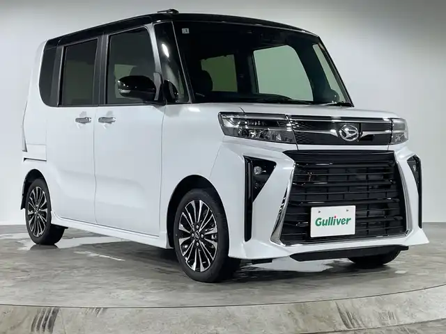 ダイハツ タント カスタム RS 福岡県 2025(令7)年 0.4万km ブラックマイカメタリック/シャイニングホワイトパール 禁煙車/社外メモリナビ/・AM/FM/BT/フルセグTV/・バックモニター/スマートアシスト/両側パワースライドドア/ハーフレザーシート/・シートヒーター（D/N）/電子パーキング/・ブレーキホールド/革巻きステアリング/・ステアリングリモコン/・パドルシフト/LEDヘッドライト/・オートライト/・フォグランプ/ETC/後席シェード/純正ラバーマット/純正15インチアルミホイール