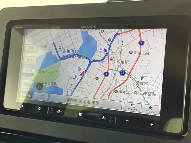 ダイハツ タント カスタム RS 福岡県 2025(令7)年 0.4万km ブラックマイカメタリック/シャイニングホワイトパール 禁煙車/社外メモリナビ/・AM/FM/BT/フルセグTV/・バックモニター/スマートアシスト/両側パワースライドドア/ハーフレザーシート/・シートヒーター（D/N）/電子パーキング/・ブレーキホールド/革巻きステアリング/・ステアリングリモコン/・パドルシフト/LEDヘッドライト/・オートライト/・フォグランプ/ETC/後席シェード/純正ラバーマット/純正15インチアルミホイール