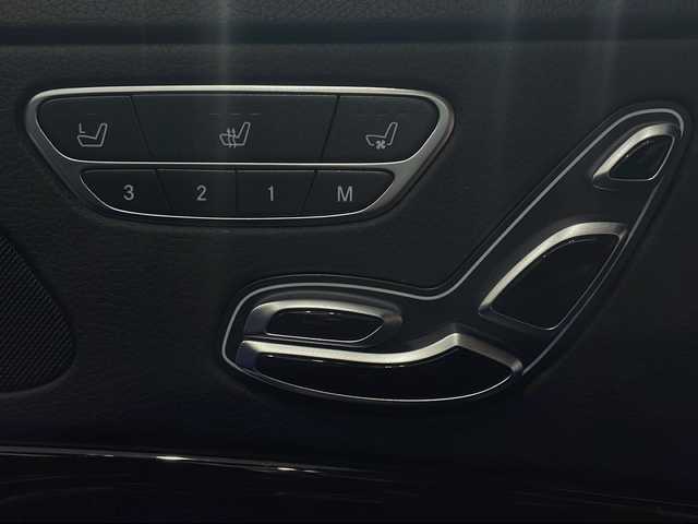 メルセデス・ベンツ Ｓ４５０ AMGラインプラス 新潟県 2019(令1)年 4.1万km ダイヤモンドホワイト AMGラインプラス/・AMGスタイリングパッケージ/・20インチAMG10スポークアルミホイール/ベーシックパッケージ/・パノラミックスライディングルーフ/・クロージングサポーター/・前席シートベンチレーター/・前後席シートヒーター/ナビゲーションシステム/・TV/BT/全周囲カメラ/アクティブブレーキアシスト/アテンションアシスト/ブラインドスポットアシスト/アンビエントライト/インテリジェントライトシステム/メモリ付パワーシート/レーンキープアシスト/アダプティブクルーズコントロール/LEDヘッドライト/ETC2.0/ドライブレコーダー