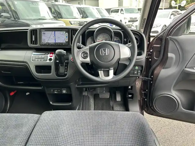 ホンダ Ｎ ＯＮＥ G ローダウン 愛知県 2015(平27)年 8.5万km パープルⅡ スマートキー/プッシュスタート/純正ナビ/TV/BT/バックカメラ/ビルトインETC/純正14インチAW/オートライト/HIDヘッドライト/ステアリングスイッチ/純正フロアマット/取説、保証書/スペアキー
