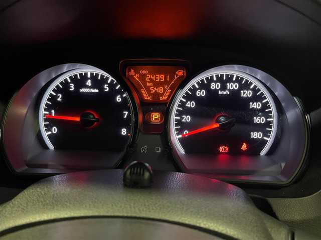 日産 ノート X 愛知県 2019(平31)年 2.5万km ブリリアントシルバー /禁煙/ワンオーナー//ディーラー整備記録簿R1.2.3.4.5.7//純正ナビ/フルセグ/BT//ETC//アイドリングストップ//車線逸脱防止機能//エンジンブレーキ//コーナーセンサー//プッシュスタート/スマートキー//電動格納ウィンカーミラー//ヘッドライトレベライザー//シートリフター//純正フロアマット//純正ドアバイザー//保証書