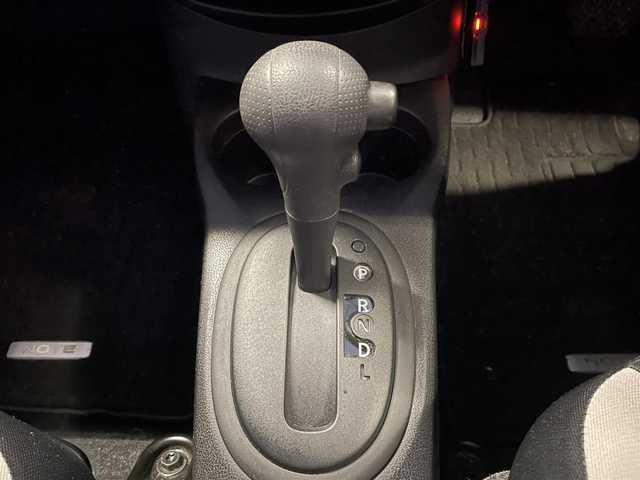 日産 ノート X 愛知県 2019(平31)年 2.5万km ブリリアントシルバー /禁煙/ワンオーナー//ディーラー整備記録簿R1.2.3.4.5.7//純正ナビ/フルセグ/BT//ETC//アイドリングストップ//車線逸脱防止機能//エンジンブレーキ//コーナーセンサー//プッシュスタート/スマートキー//電動格納ウィンカーミラー//ヘッドライトレベライザー//シートリフター//純正フロアマット//純正ドアバイザー//保証書