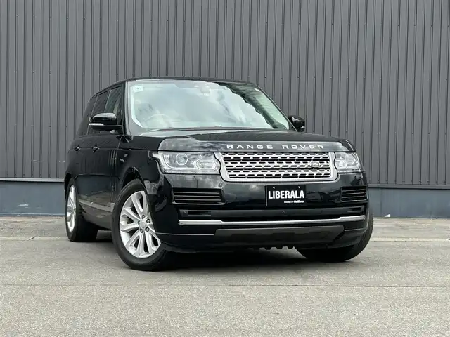 ランドローバー レンジローバー ヴォーグ 青森県 2017(平29)年 6万km サントリーニ・ブラック 純正ナビ/(フルセグTV/CD/DVD/Bluetooth)/MERIPIANスピーカー/全周囲カメラ/ドライブレコーダー/パドルシフト/全席シートヒーター/リアモニター/前席パワーシート/パドルシフト/ステアリングヒーター/サンルーフ/ETC/レーダークルーズコントロール/レーンキープアシスト/4WD/電動リアゲート/前後コーナーセンサー/純正アルミホイール/純正フロアマット/オートライト/スマートキー/スペアキー/プッシュエンジンスタート