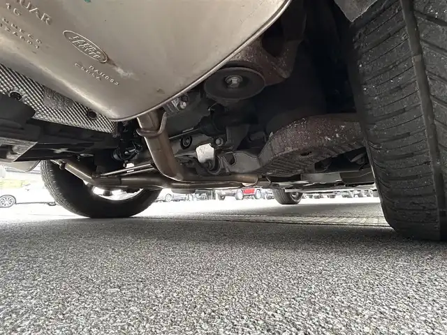 ランドローバー レンジローバー ヴォーグ 青森県 2017(平29)年 6万km サントリーニ・ブラック 純正ナビ/(フルセグTV/CD/DVD/Bluetooth)/MERIPIANスピーカー/全周囲カメラ/ドライブレコーダー/パドルシフト/全席シートヒーター/リアモニター/前席パワーシート/パドルシフト/ステアリングヒーター/サンルーフ/ETC/レーダークルーズコントロール/レーンキープアシスト/4WD/電動リアゲート/前後コーナーセンサー/純正アルミホイール/純正フロアマット/オートライト/スマートキー/スペアキー/プッシュエンジンスタート