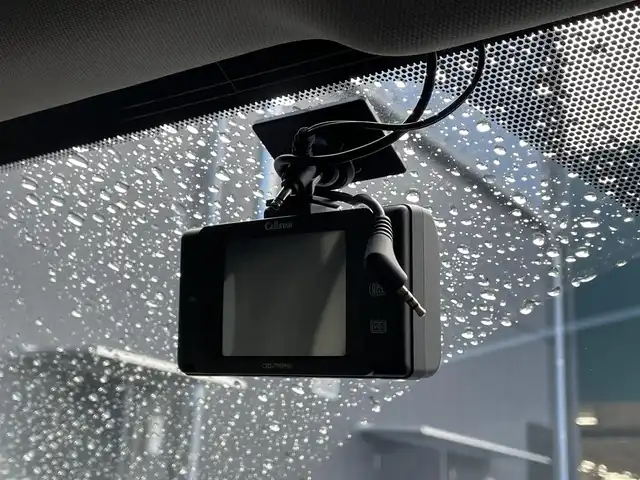 トヨタ ＲＡＶ４ G 滋賀県 2020(令2)年 4.6万km ホワイトパールクリスタルシャイン 純正9インチディスプレイオーディオ/（Bluetooth/Apple CarPlay/Android Auto）/全方位カメラ/クリアランスソナー/追従クルーズコントロール/ブラインドスポットモニター/LEDヘッドライト/オートマチックハイビーム/前後ドライブレコーダー/衝突軽減ブレーキ/レーンディパーチャーアラート/D席パワーシート/D・N席シートヒーター/ビルトインETC/電動リアゲート/電動パーキングブレーキ/オートブレーキホールド/TRDマットフラップ/ステアリングヒーター/プッシュスタート/スマートキー/ステアリングリモコン