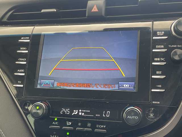 トヨタ カムリ WS 沖縄県 2019(令1)年 3.4万km シルバーM 禁煙車/純正SDナビ/（AM/FM/Bluetooth/CD/DVD/AUX）/フルセグTV/バックカメラ/ブラインドスポットモニター/レーンキープアシスト/純正ドライブレコーダー/クルーズコントロール（追従走行有り）/運転席パワーシート/ハーフレザーシート/パドルシフト/オートハイビーム/スマートキー/純正アルミホイール