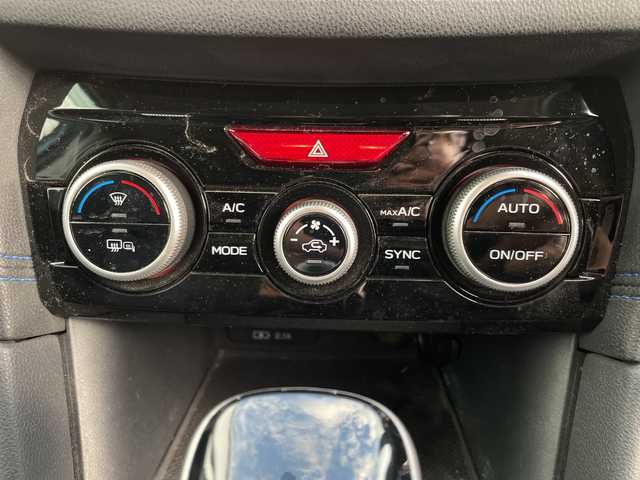 スバル ＸＶ ハイブリッド アドバンス 千葉県 2021(令3)年 2.7万km ホライゾンブルーP 純正8インチナビ/ドライブレコーダー/ブラインドスポットモニター/衝突被害軽減システム/車線逸脱警報/バックカメラ/追従式クルーズコントロール/横滑り防止装置/ETC/LEDヘッドライト/オートライト/ウィンカーミラー/電動格納ミラー/純正18インチAW/アイサイト/シートリフター/プッシュスタート/スマートキー/フロアマット/スペアキー/取扱説明書/保証書