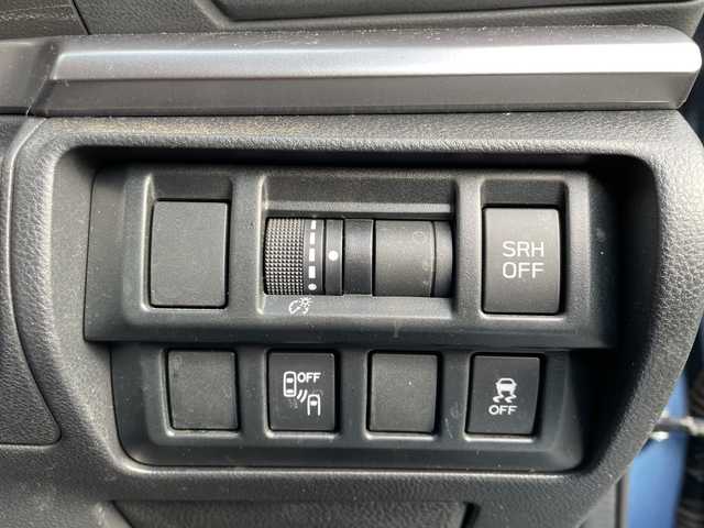 スバル ＸＶ ハイブリッド アドバンス 千葉県 2021(令3)年 2.7万km ホライゾンブルーP 純正8インチナビ/ドライブレコーダー/ブラインドスポットモニター/衝突被害軽減システム/車線逸脱警報/バックカメラ/追従式クルーズコントロール/横滑り防止装置/ETC/LEDヘッドライト/オートライト/ウィンカーミラー/電動格納ミラー/純正18インチAW/アイサイト/シートリフター/プッシュスタート/スマートキー/フロアマット/スペアキー/取扱説明書/保証書