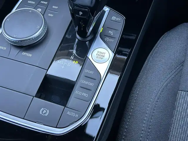 ＢＭＷ １１８ｄ プレイ エディションジョイ+ 茨城県 2021(令3)年 3.2万km 黒 コンフォートパッケージ /ドライビングアシスト /ACC /LDW /LCW /ナビ /Bカメラ /BT　/USB /リモート充電 /パワーシートメモリ付き /パークディスタンス /電動リアゲート /フットトランク /前後ドラレコ /純正17インチAW /ETC2.0 /禁煙車