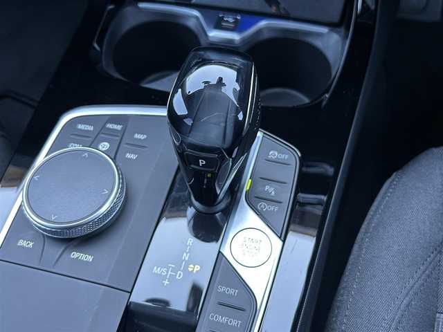 ＢＭＷ １１８ｄ プレイ エディションジョイ+ 茨城県 2021(令3)年 3.2万km 黒 コンフォートパッケージ /ドライビングアシスト /ACC /LDW /LCW /ナビ /Bカメラ /BT　/USB /リモート充電 /パワーシートメモリ付き /パークディスタンス /電動リアゲート /フットトランク /前後ドラレコ /純正17インチAW /ETC2.0 /禁煙車