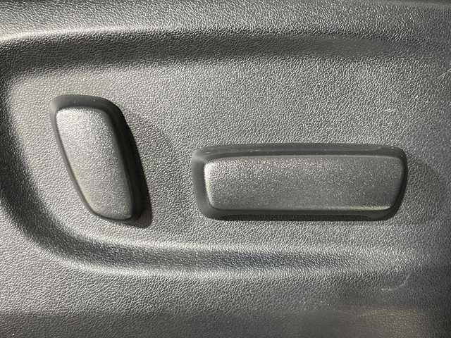 トヨタ ヴェルファイア Z Gエディション 神奈川県 2015(平27)年 4.7万km ブラック ツインムーンルーフ/純正フリップダウンモニター/純正HDDナビ【ナビ型式 /NHZA-W61G】/・BT/フルセグTV/CD/DVD/SD/ハーフレザーシート/パワーシート(D/N)/メモリシート(D)/シートヒーター(D/N)/レーダークルーズコントロール/クリアランスソナー/PCS/スマートキー/プッシュスタートボタン/ウッドコンビステアリング/ステアリングスイッチ/Autoライト/パワーバックドア/社外デジタルインナーミラー/オットマン/純正ビルトインETC/LEDヘッドライト/フォグランプ/電動サイドブレーキ/オートブレーキホールド/ECOMODE