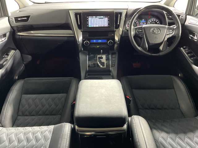 トヨタ ヴェルファイア Z Gエディション 神奈川県 2015(平27)年 4.7万km ブラック ツインムーンルーフ/純正フリップダウンモニター/純正HDDナビ【ナビ型式 /NHZA-W61G】/・BT/フルセグTV/CD/DVD/SD/ハーフレザーシート/パワーシート(D/N)/メモリシート(D)/シートヒーター(D/N)/レーダークルーズコントロール/クリアランスソナー/PCS/スマートキー/プッシュスタートボタン/ウッドコンビステアリング/ステアリングスイッチ/Autoライト/パワーバックドア/社外デジタルインナーミラー/オットマン/純正ビルトインETC/LEDヘッドライト/フォグランプ/電動サイドブレーキ/オートブレーキホールド/ECOMODE