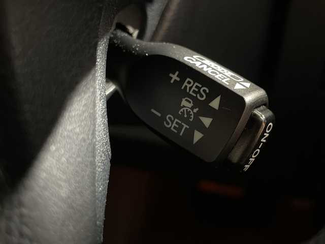 トヨタ ヴェルファイア Z Gエディション 神奈川県 2015(平27)年 4.7万km ブラック ツインムーンルーフ/純正フリップダウンモニター/純正HDDナビ【ナビ型式 /NHZA-W61G】/・BT/フルセグTV/CD/DVD/SD/ハーフレザーシート/パワーシート(D/N)/メモリシート(D)/シートヒーター(D/N)/レーダークルーズコントロール/クリアランスソナー/PCS/スマートキー/プッシュスタートボタン/ウッドコンビステアリング/ステアリングスイッチ/Autoライト/パワーバックドア/社外デジタルインナーミラー/オットマン/純正ビルトインETC/LEDヘッドライト/フォグランプ/電動サイドブレーキ/オートブレーキホールド/ECOMODE