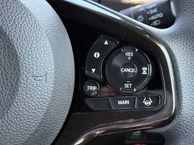 ホンダ Ｎ ＢＯＸ カスタム G L ホンダセンシング 長野県 2017(平29)年 3.9万km クリスタルブラックパール Honda　SENSING/・衝突軽減ブレーキ〈CMBS〉/・誤発進抑制機能/・後方誤発進抑制機能/・歩行者事故低減ステアリング/・路外逸脱抑制機能/・アダプティブクルーズコントロール/・車線維持支援システム/・オートハイビーム/・先行車発進お知らせ機能/・標識認識機能/純正メモリナビ（VXM-184Ci）/CD/Bluetooth/SD/USB/バックカメラ/前後ドライブレコーダー/左側パワースライドドア/LEDヘッドライト/保証書