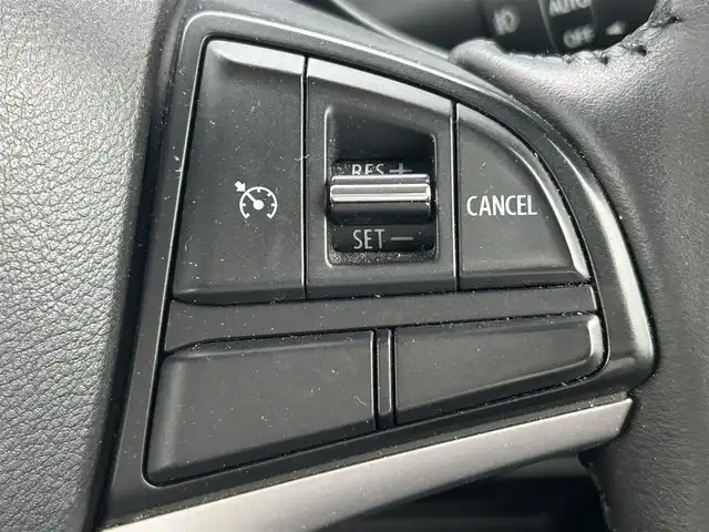 スズキ クロスビー HYBRID MZ 兵庫県 2018(平30)年 5.5万km ミネラルグレーM クルーズコントロール/clarionオーディオ/CDラジオデッキ/純正フロアマット/スマートキー/パドルシフト/デュアルセンサーブレーキシステム/アイドリングストップ/横滑り防止/革巻きステアリング/フォグランプ/ウィンカーミラー/車線逸脱警報装置/コーナーセンサー