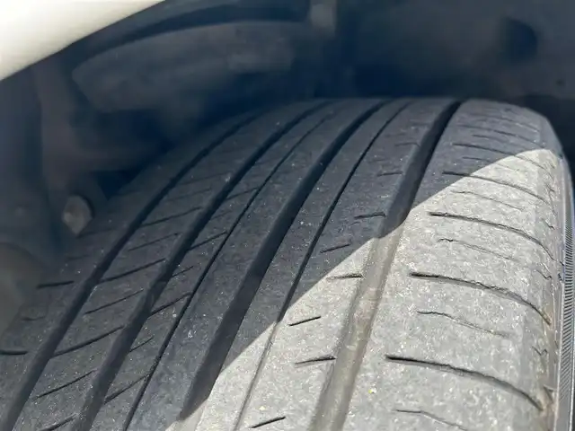 レクサス ＥＳ 300h バージョンL 宮城県 2019(平31)年 11.1万km ソニッククォーツ ムーンルーフ/セーフティシステムプラス/・プリクラッシュセーフティ/・レーントレーシングアシスト/・アダプティブハイビームシステム/・レーダークルーズコントロール/・ロードサインアシスト/・先行車発進告知機能/・ドライバー異常時対応システム/ブラインドスポットモニター/パーキングサポートブレーキ（静止物/後方接近車両/後方歩行者）/カラーヘッドアップディスプレイ/純正ナビ/・CD/DVD/・Bluetooth/・フルセグTV/パノラミックビューモニター/ビルトインETC2.0/ドライブレコーダー/AC100V/1500Wコンセント/パワートランクリッド/本革シート/ステアリングヒーター/シートヒーター/ベンチレーション/メモリー機能付パワーシート/電動リクライニングシート（後席）/電動サンシェード（リア）/手動サンシェード（リアドア）/3眼LEDヘッドライト/電動パーキングブレーキ/ブレーキホールド/スマートキー＆プッシュスタート/純正18インチAW/フロアマット/ドアバイザー