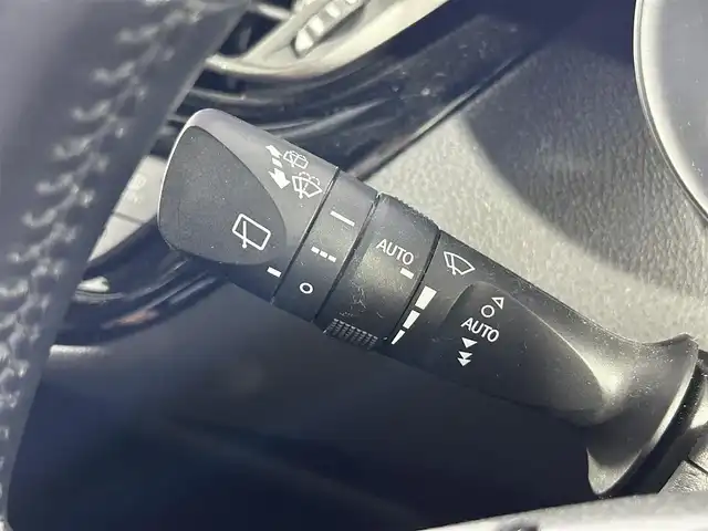 トヨタ Ｃ－ＨＲ G 佐賀県 2020(令2)年 3.3万km ブラックマイカ モデリスタエアロ（フロント・サイド・リア） /純正8インチディスプレイオーディオ/バックカメラ /ドライブレコーダー/衝突被害軽減システム/レーンアシスト/オートライト/レーダークルーズコントロール/ブラインドスポットモニター/ハーフレザーシート /ISOFIXシート/LEDライト/オートライト/オートマチックハイビーム/フォグライト /純正18インチアルミホイール/フロアマット/スマートキー