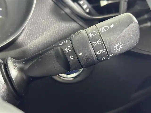 トヨタ Ｃ－ＨＲ G 佐賀県 2020(令2)年 3.3万km ブラックマイカ モデリスタエアロ（フロント・サイド・リア） /純正8インチディスプレイオーディオ/バックカメラ /ドライブレコーダー/衝突被害軽減システム/レーンアシスト/オートライト/レーダークルーズコントロール/ブラインドスポットモニター/ハーフレザーシート /ISOFIXシート/LEDライト/オートライト/オートマチックハイビーム/フォグライト /純正18インチアルミホイール/フロアマット/スマートキー