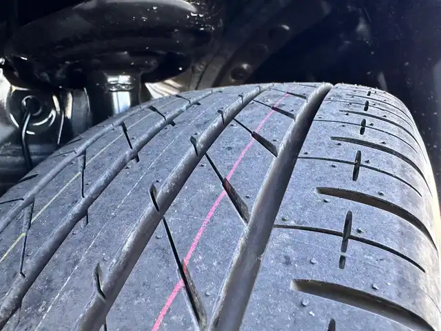 トヨタ ヴォクシー ハイブリッド S－Z 宮城県 2025(令7)年 0.1万km未満 アティチュードブラックマイカ ディスプレイオーディオプラス/・10.5インチディスプレイオーディオ/・車載メモリーナビ/・CD/DVD/・地デジTV/・USB/HDMI/・AppleCarPlay/AndroidAuto/・ETC2.0/＝＝＝/セーフティセンス/・プリクラッシュセーフティ/・レーンディパーチャーアラート/・レーントレーシングアシスト/・レーダークルーズコントロール/・オートマチックハイビーム/・ロードサインアシスト/・ドライバー異常時対応システム/・プロアクティブドライビングアシスト/・発進遅れ告知機能/パーキングサポートブレーキ（前後方静止物）/アクセサリーコンセント（AC100V/1500W）/両側パワースライドドア/革巻きステアリング/ステアリングスイッチ/電動パーキングブレーキ/ブレーキホールド/LEDヘッドランプ/LEDクリアランスランプ/オートライト/スマートキー/プッシュスタート/電動格納ミラー/純正17インチAW/W/サイド/カーテンエアバッグ