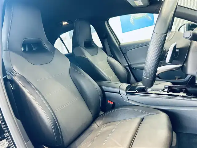 メルセデス・ベンツ Ａ２００ｄ AMGライン 大阪府 2020(令2)年 6.3万km コスモスブラック レザーエクスクルーシブP/レーダーセーフティP/ワンオーナー/HUD/ACC/黒革/メモリ付きパワーシート/シートヒーター/純正ナビ/TV/360度カメラ/ブラインドスポット/純正18インチAW/LEDヘッドライト/アンビエントライト/ワイヤレス充電