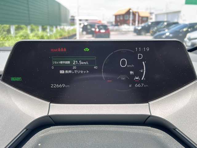 トヨタ プリウス G 茨城県 2024(令6)年 2.3万km グレー ワンオーナー/純正12.3インチディスプレイオーディオ/-Bluetooth/フルセグTV/パノラミックビューモニター/レーダークルーズコントロール/横滑り制御機能/レーントレーシングアシスト/LEDオートライト/オートマチックハイビーム/D/N席シートヒーター/純正19インチAW/ステアリングスイッチ/USBポート/スマートキー/ビルトインETC2.0/前後ドライブレコーダ－/取扱説明書/記録簿/保証書