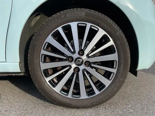 ルノー トゥインゴ インテンス 福島県 2021(令3)年 3.4万km ブルードラジェ 純正ディスプレイオーディオ/AppleCarPlay/バックカメラ/クルーズコントロール/ハーフレザーシート/シートヒーター/レーンキープ/ETC/LEDオートライト/前後ドライブレコーダー/アイドリングストップ/コーナーセンサー/純正16インチAW/リモコンキー/取扱説明書/保証書/スペアキー