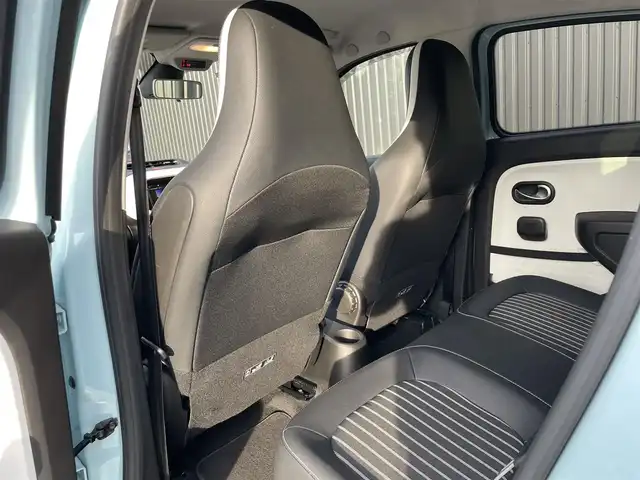 ルノー トゥインゴ インテンス 福島県 2021(令3)年 3.4万km ブルードラジェ 純正ディスプレイオーディオ/AppleCarPlay/バックカメラ/クルーズコントロール/ハーフレザーシート/シートヒーター/レーンキープ/ETC/LEDオートライト/前後ドライブレコーダー/アイドリングストップ/コーナーセンサー/純正16インチAW/リモコンキー/取扱説明書/保証書/スペアキー