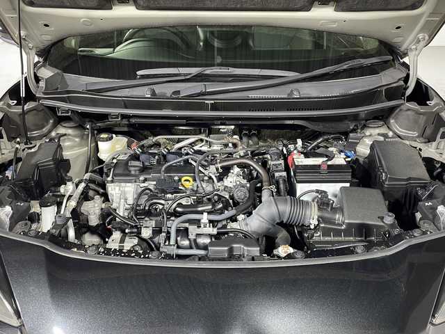 トヨタ ヤリスクロス G 福岡県 2022(令4)年 1.1万km ブラックマイカ 純正ディスプレイオーディオ/全方位カメラ/オートハイビーム/オートライト/レーダークルーズコントロール/スマートキー/プッシュスタートエンジン/ステアリングスイッチ/オートドアミラー/純正16インチアルミホイール